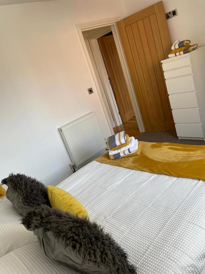 Central Hull Spacious Apartment H3 Kingston upon Hull ภายนอก รูปภาพ