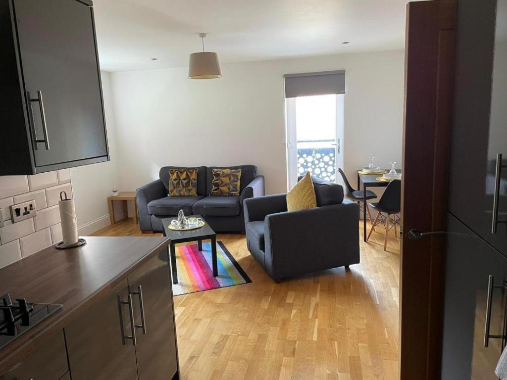 Central Hull Spacious Apartment H3 Kingston upon Hull ภายนอก รูปภาพ