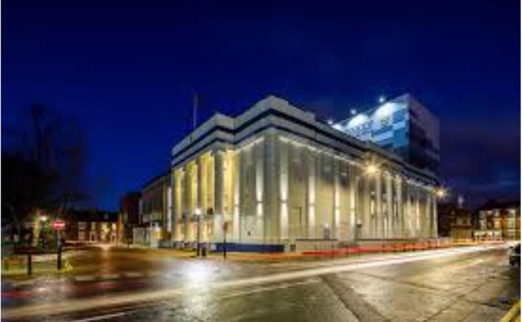 Central Hull Spacious Apartment H3 Kingston upon Hull ภายนอก รูปภาพ
